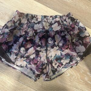Lululemon athletica Utopia Floral Print Women's Athletic Shorts